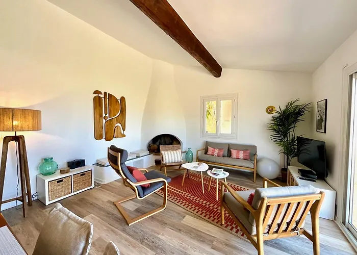 Charmante Maison 度假居 *