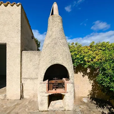 Holiday home Charmante Maison Porticcio